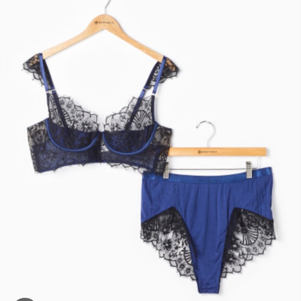 Oh La La Cheri Lace Bra & Panty Set – Size M – Excellent Condition